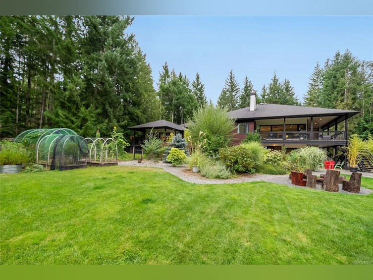 1875 Ashling Road, Qualicum Beach, BC, V9K 2V1 - 54
