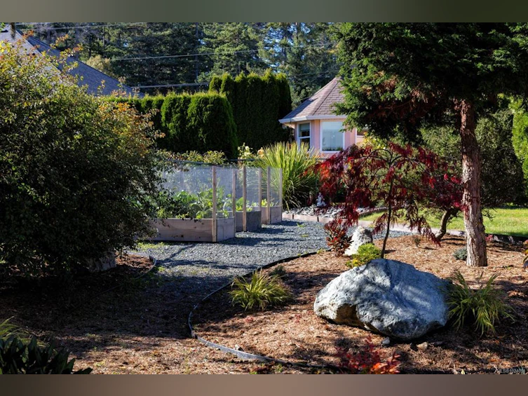 2545 Newman Road, Central Saanich, BC, V8M 1V1 - 32