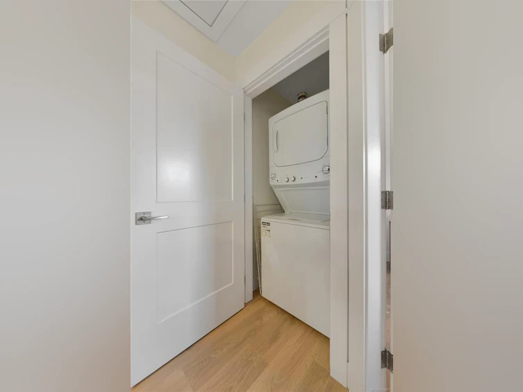 3-945 Pembroke Street, Victoria, BC, V8T 1J1 - 31