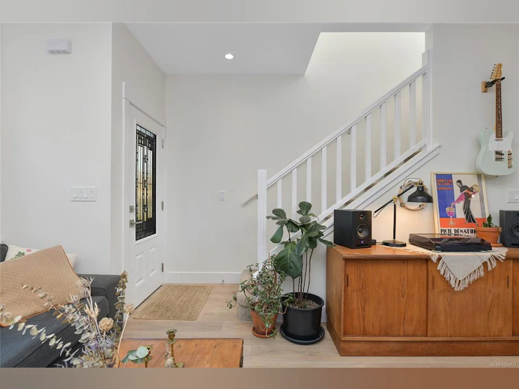 3-945 Pembroke Street, Victoria, BC, V8T 1J1 - 4