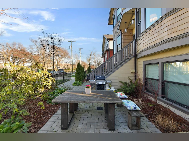 3-945 Pembroke Street, Victoria, BC, V8T 1J1 - 35