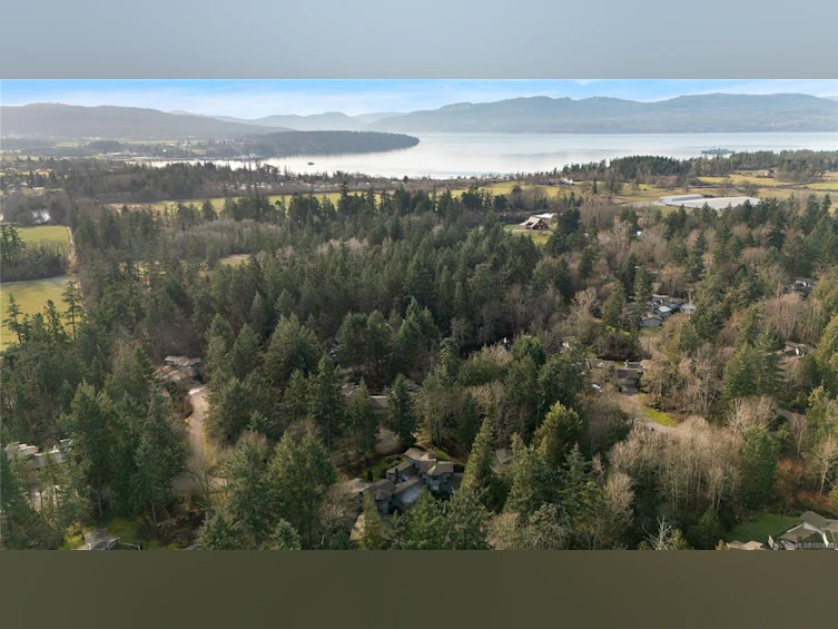 32-1255 Wain Road, North Saanich, BC, V8L 4R1 - 32