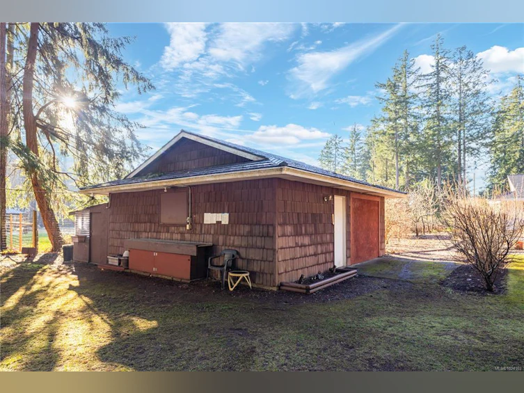 4496 Gary Lane, Campbell River, BC, V9H 1B8 - 3