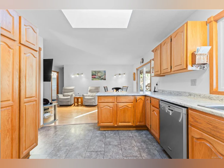 4496 Gary Lane, Campbell River, BC, V9H 1B8 - 6