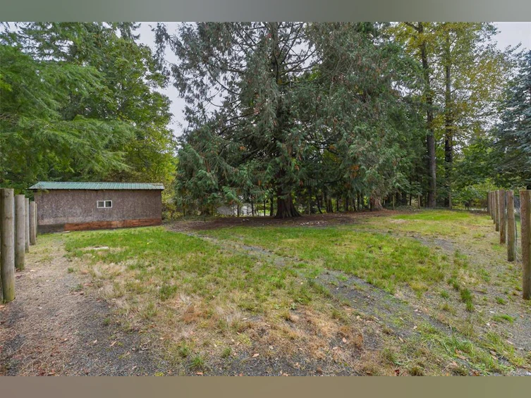 8868 Erickson Place, Black Creek, BC, V9J 1H9 - 32
