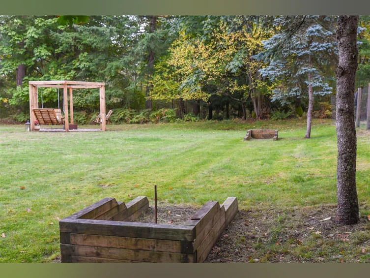 8868 Erickson Place, Black Creek, BC, V9J 1H9 - 21