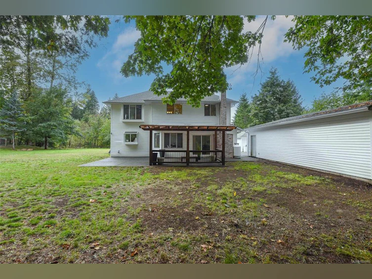 8868 Erickson Place, Black Creek, BC, V9J 1H9 - 16