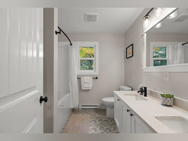 1409 Hillgrove Road, North Saanich, BC, V8L 5K6 - 23