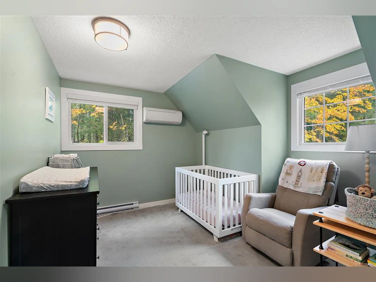 1409 Hillgrove Road, North Saanich, BC, V8L 5K6 - 21