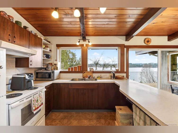 10258 Stirling Arm Crescent, Port Alberni, BC, V9Y 9C5 - 7