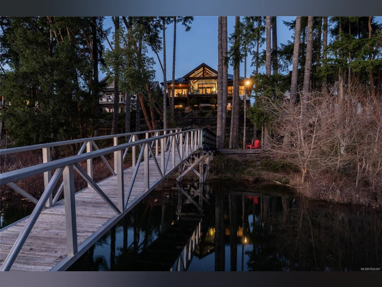 7342 Lakefront Place, Lake Cowichan, BC, V0R 2G0 - 94