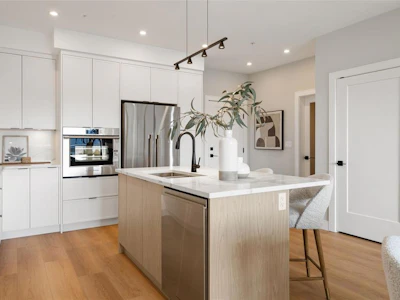 111-1810 Selenite Place - 4