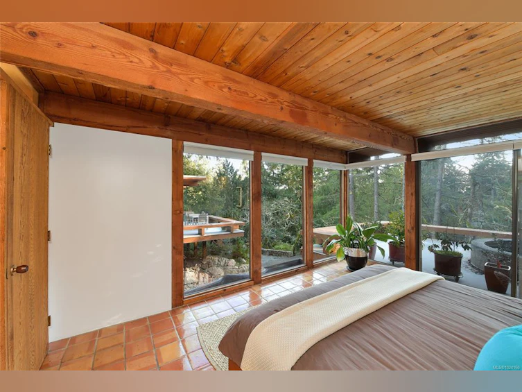 4662 Amblewood Drive, Saanich, BC, V8Y 1C2 - 32