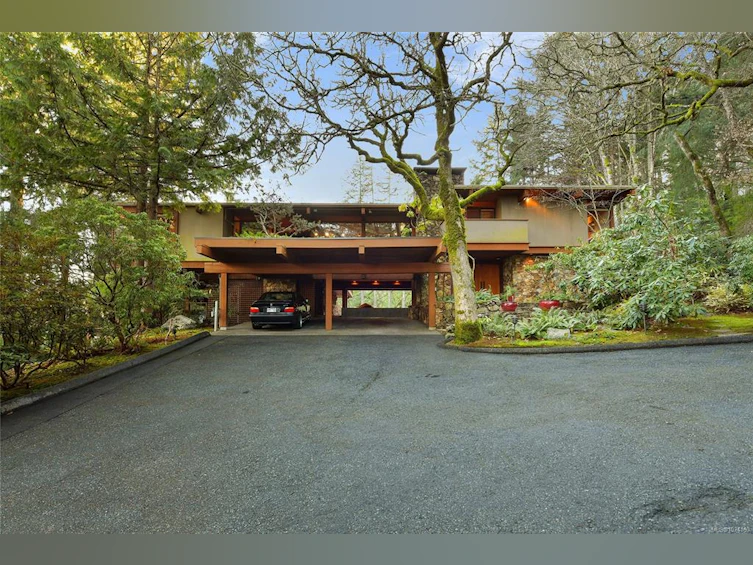 4662 Amblewood Drive, Saanich, BC, V8Y 1C2 - 74