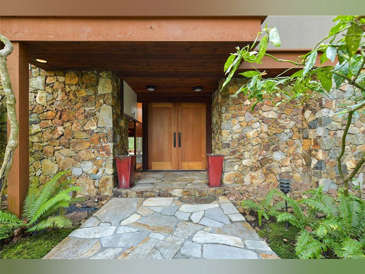 4662 Amblewood Drive, Saanich, BC, V8Y 1C2 - 76