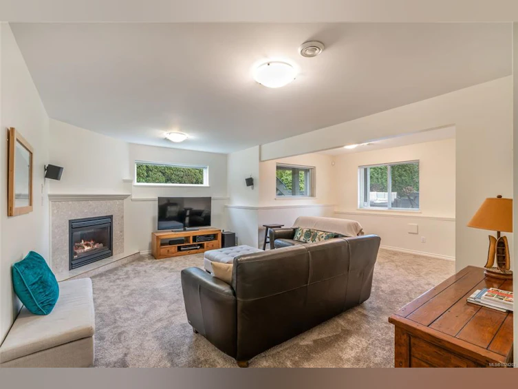 1112 Aery View Way, French Creek, BC, V9P 2N9 - 44