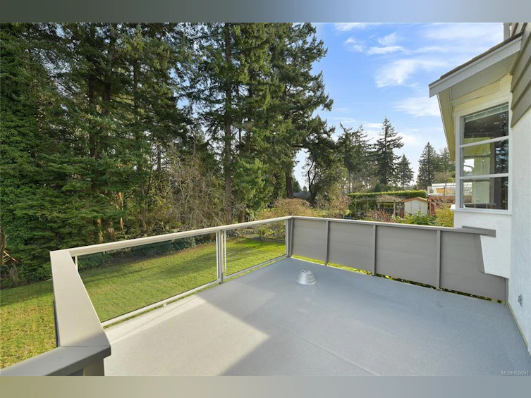4911 Sea Ridge Drive, Saanich, BC, V8Y 2B5 - 83