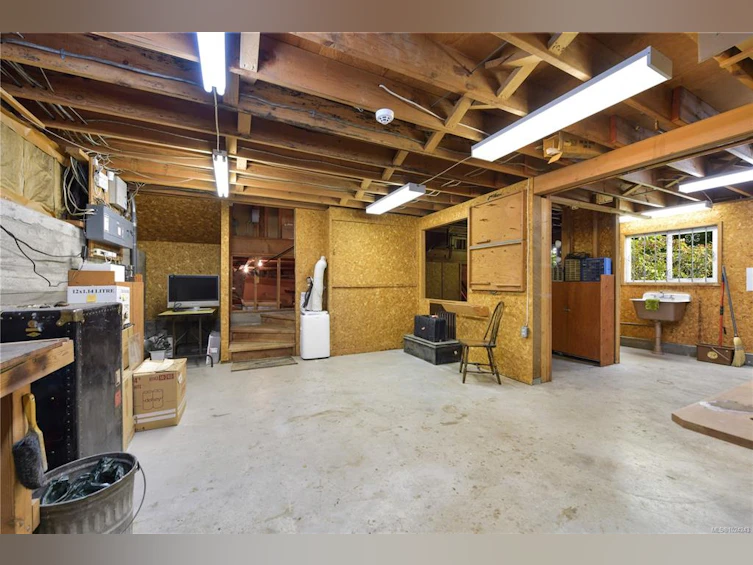 4911 Sea Ridge Drive, Saanich, BC, V8Y 2B5 - 54