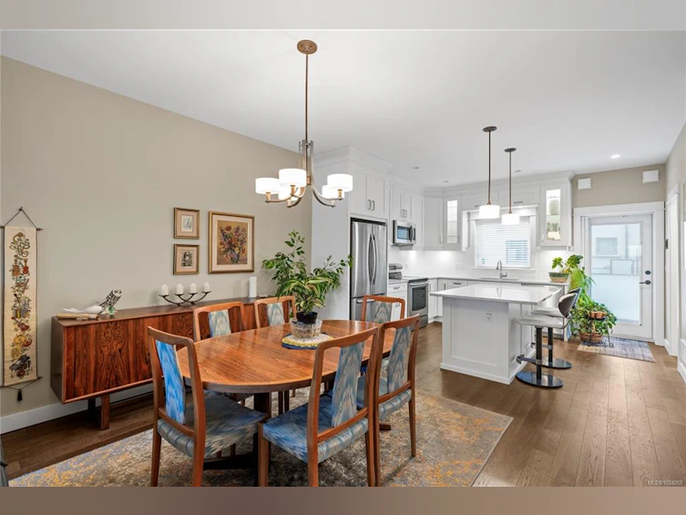 7-237 W Second Avenue, Qualicum Beach, BC, V9K 2S5 - 4