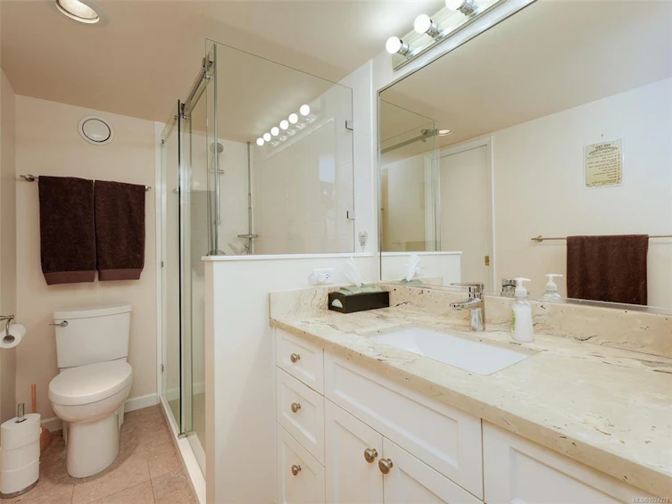 905-325 Maitland Street, Victoria, BC, V9A 7E9 - 16
