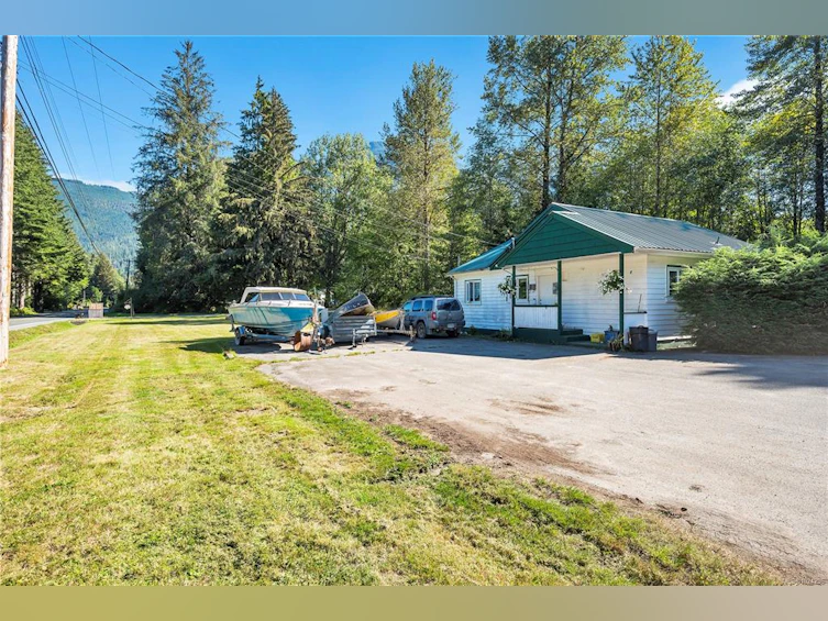 1260 Sayward Road, Kelsey Bay/Sayward, BC, V0P 1R0 - 69
