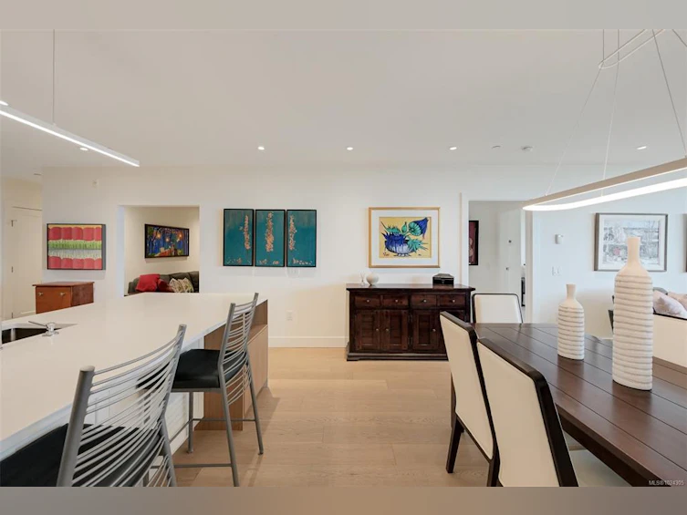 202-5388 Hill Rise Terrace, Saanich, BC, V8Y 3K2 - 28