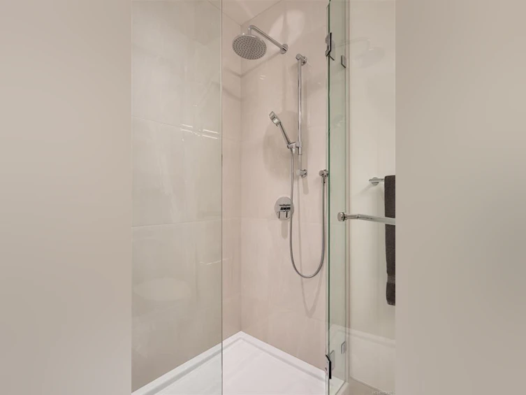 202-5388 Hill Rise Terrace, Saanich, BC, V8Y 3K2 - 48