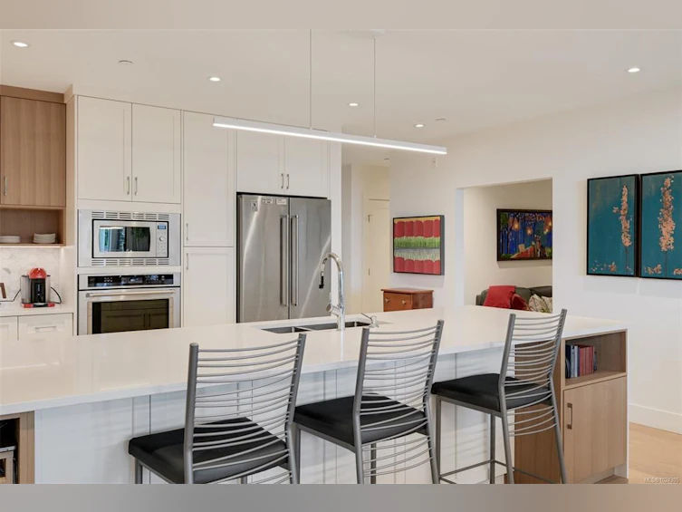 202-5388 Hill Rise Terrace, Saanich, BC, V8Y 3K2 - 26