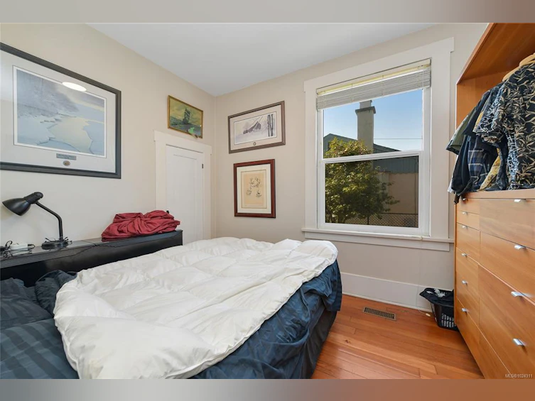 1715 Carrick Street, Victoria, BC, V8R 2M1 - 8