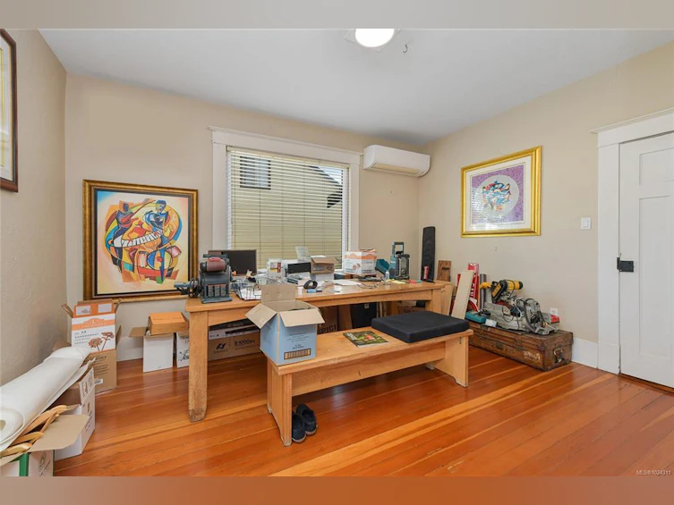 1715 Carrick Street, Victoria, BC, V8R 2M1 - 7