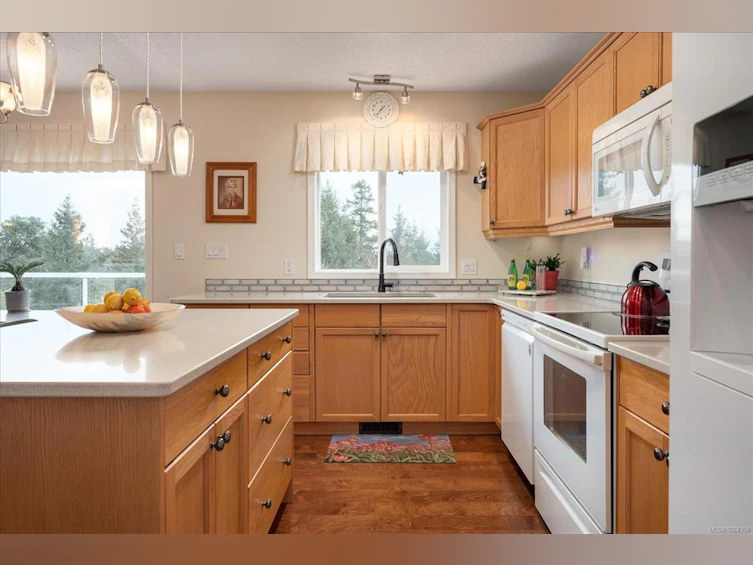 4160 Gulfview Drive, Nanaimo, BC, V9T 6G3 - 8