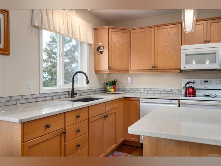 4160 Gulfview Drive, Nanaimo, BC, V9T 6G3 - 10