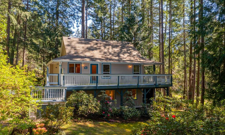 2705 Galley Crescent