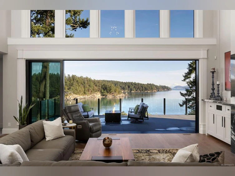 10865 Fernie Wynd Road, North Saanich, BC, V8L 5H8 - 7