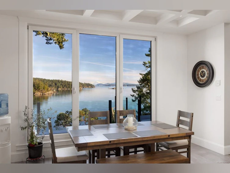 10865 Fernie Wynd Road, North Saanich, BC, V8L 5H8 - 21