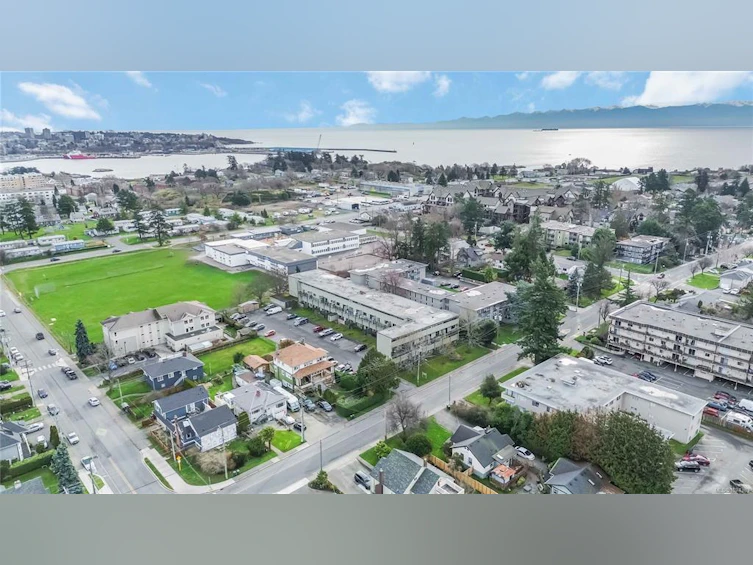 16-477 Lampson Street, Esquimalt, BC, V9A 5Z4 - 24