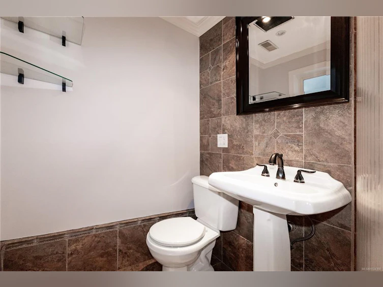 691 Victoria Crescent, Campbell River, BC, V9W 3Y3 - 32