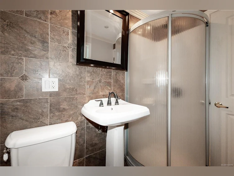 691 Victoria Crescent, Campbell River, BC, V9W 3Y3 - 34