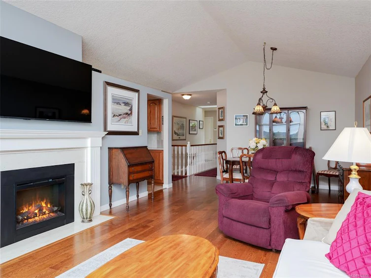 714-6880 Wallace Drive, Central Saanich, BC, V8M 1N8 - 7