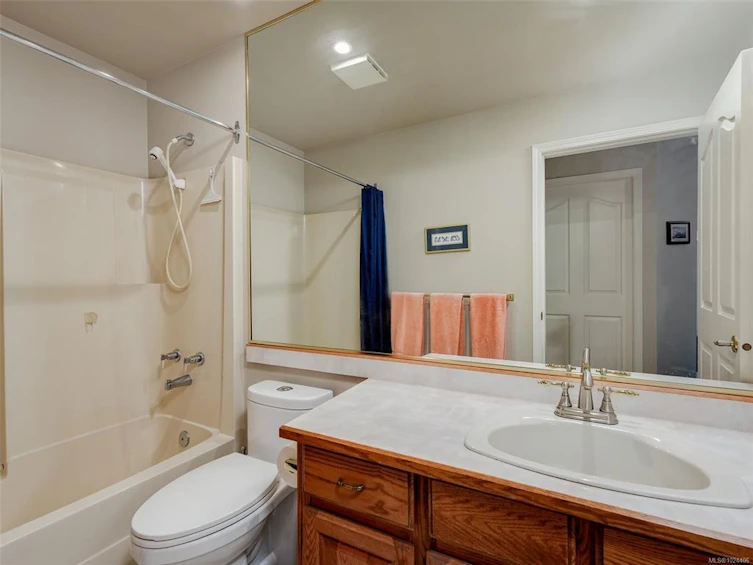 714-6880 Wallace Drive, Central Saanich, BC, V8M 1N8 - 18
