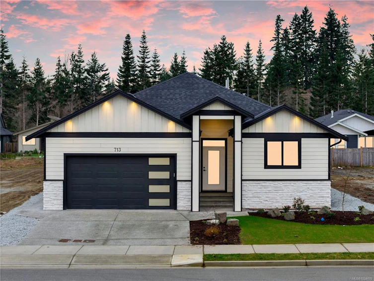 713 Beaver Creek Boulevard, Campbell River, BC, V9W 0B6