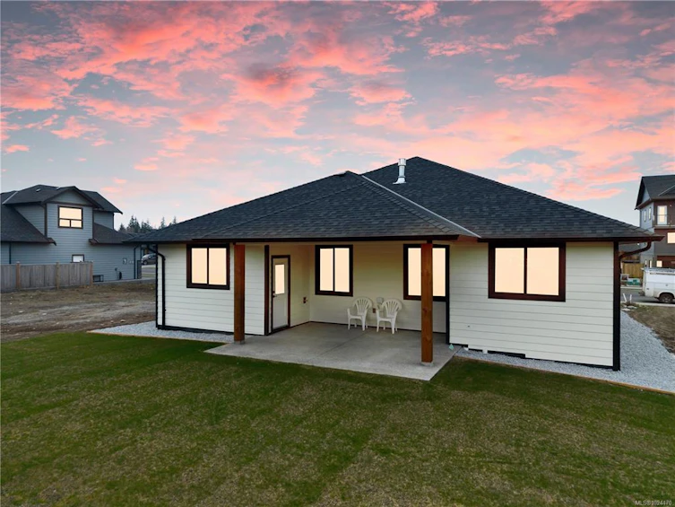 713 Beaver Creek Boulevard, Campbell River, BC, V9W 0B6 - 2