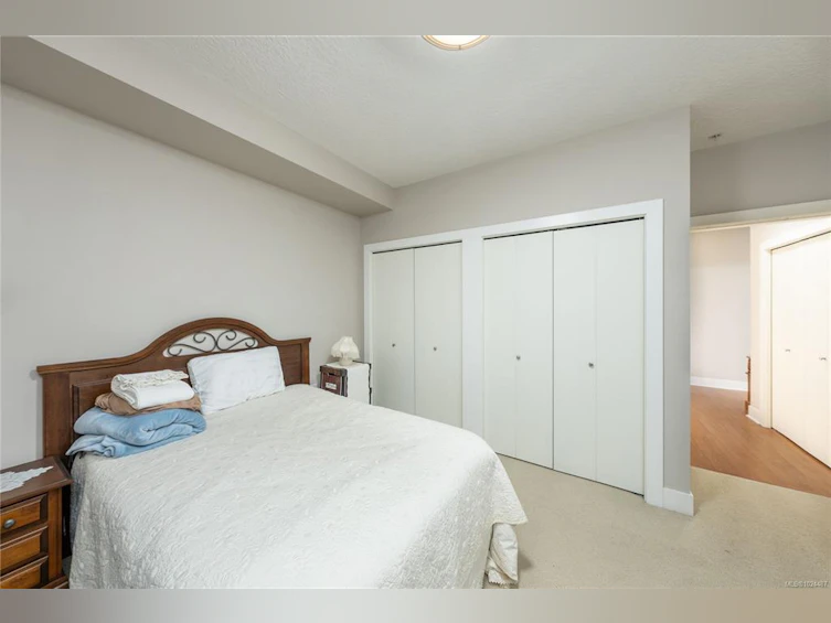 103-4529 West Saanich Road, Saanich, BC, V8Z 3G3 - 13