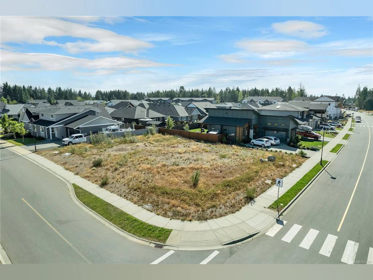 730 Beaver Creek Boulevard, Campbell River, BC, V9H 0G1