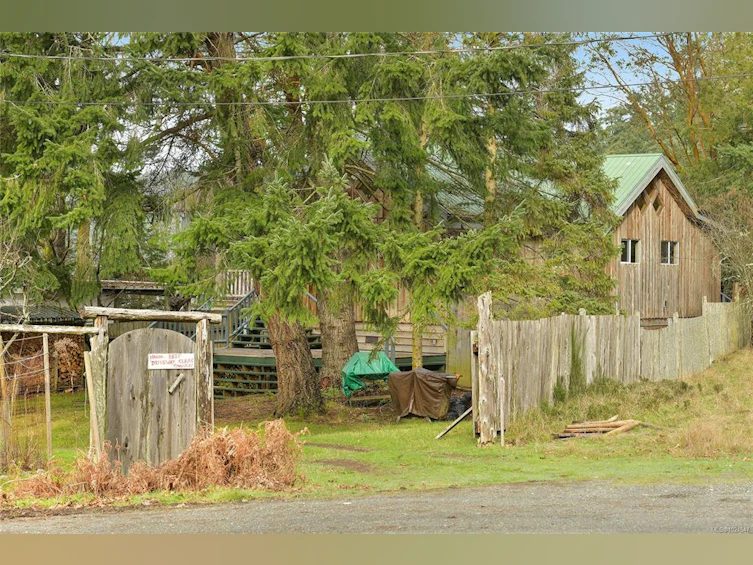 421 Sunset Place, Mayne Island, BC, V0N 2J2 - 48
