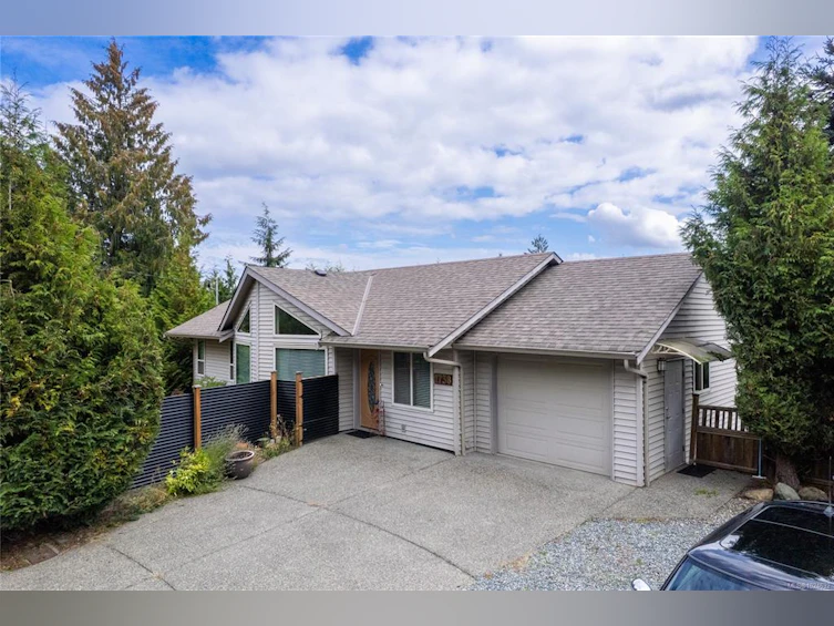 1738 Martini Way, Qualicum Beach, BC, V9K 2S3 - 39