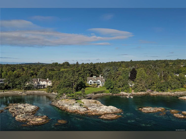 3175 Beach Drive, Oak Bay, BC, V8R 6L7 - 95