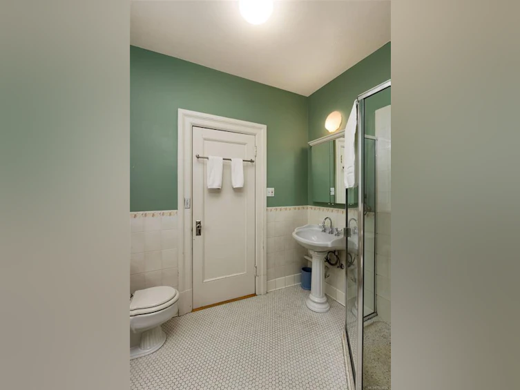 3175 Beach Drive, Oak Bay, BC, V8R 6L7 - 56