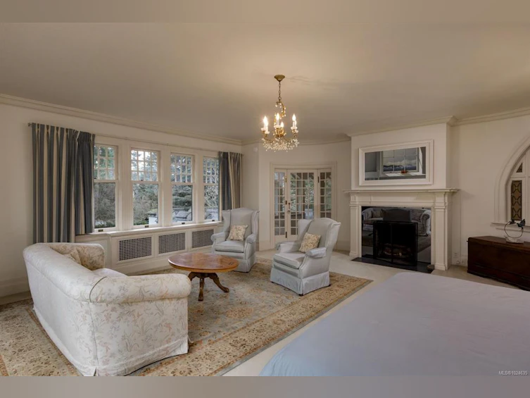 3175 Beach Drive, Oak Bay, BC, V8R 6L7 - 46