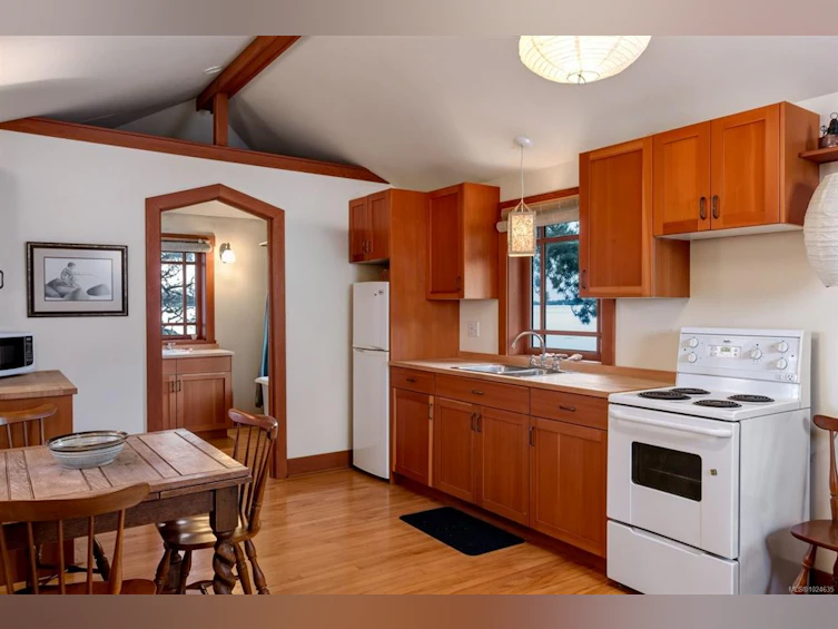 3175 Beach Drive, Oak Bay, BC, V8R 6L7 - 65